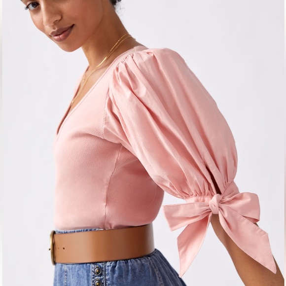 NWOT Maeve (Anthropologie) black v-neck puff tie-sleeve top - Picture 5 of 8